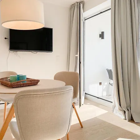 Pier 206 Apartment